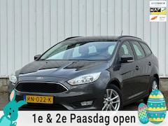 Ford Focus Wagon - 1.0 2e Eigenaar, (GroteScherm), Climate, Navi, Cruise, PDC, DealerOnderhouden, PDC