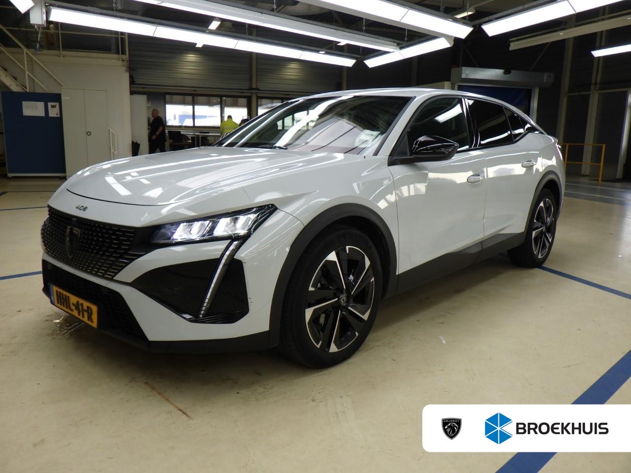 Peugeot 408 - 1.2 Hybrid 145 e-DCS6 Allure | Navigatie | Adaptive Cruise | Keyless-Entry | 19"LMV | Park - AutoWereld.nl