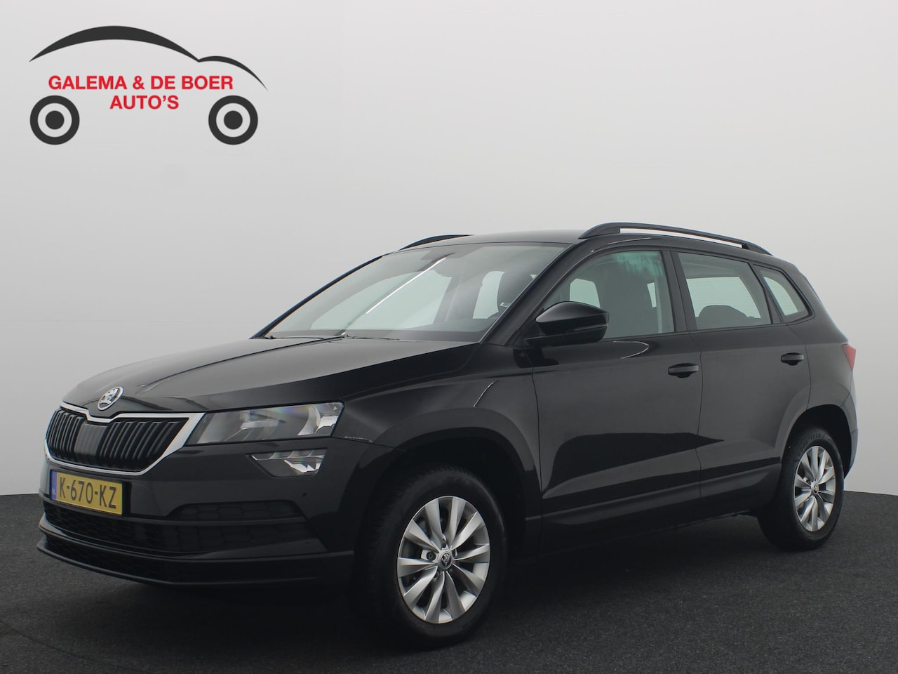Skoda Karoq - 1.0 TSI Business Edition TREKHAAK / CARPLAY / NAVI / CLIMA / PDC / BLUETOOTH / CRUISE / NL - AutoWereld.nl