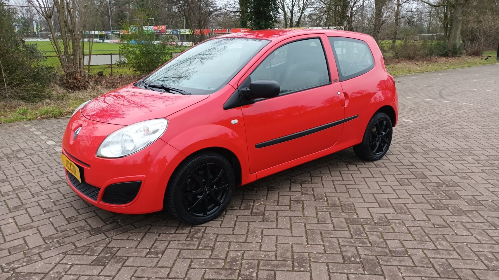 Renault Twingo - 1.2-16V Airco / Apk 01-2027 - AutoWereld.nl