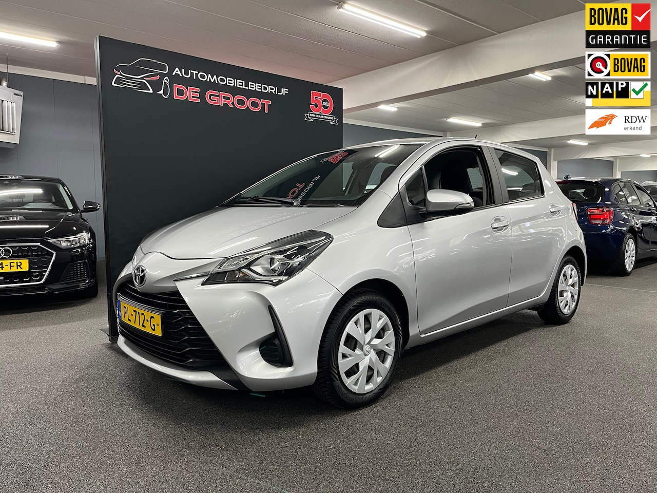 Toyota Yaris - 1.5 VVT-i Aspiration / NL auto / Navigatie/ Camera - AutoWereld.nl