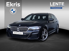 BMW 5-serie Touring - 530i xDrive | M Sportpakket | Verwarmd Stuurwiel | Achteruitrijcamera | Panoramadak | Stoe