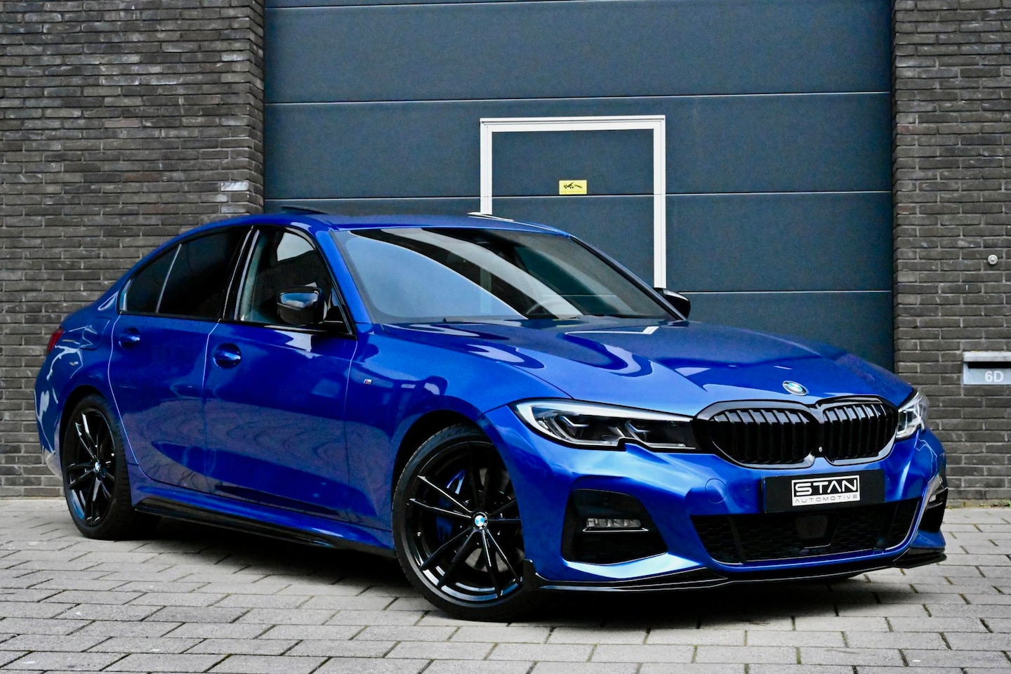 BMW 3-serie - 330i High Executive M-Sport | M-Performance | NL | 2e eig. - AutoWereld.nl
