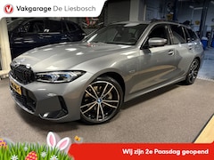BMW 3-serie Touring - 330e xDrive M-pakket facelift / Panorama-dak / head-up / 360 camera / Harman-Kardon