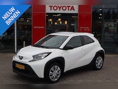 Toyota Aygo X - PLAY AUTOMAAT CAMERA AD-CRUISE APPLE/ANDROID ALL-SEASON NL-AUTO DEALERONDERHOUDEN