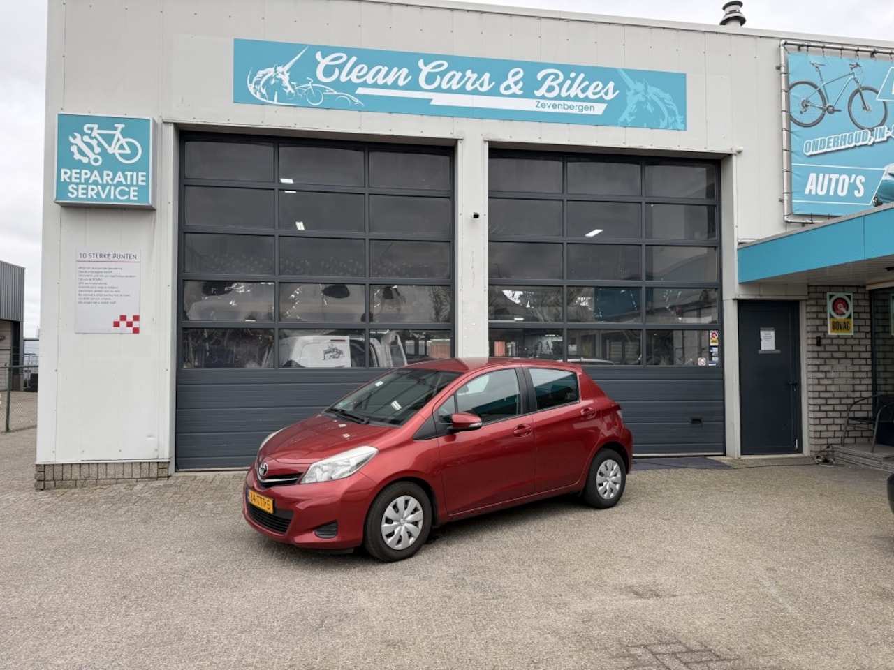 Toyota Yaris - 1.0 VVT-i Aspiration 1.0 VVT-i Aspiration - AutoWereld.nl