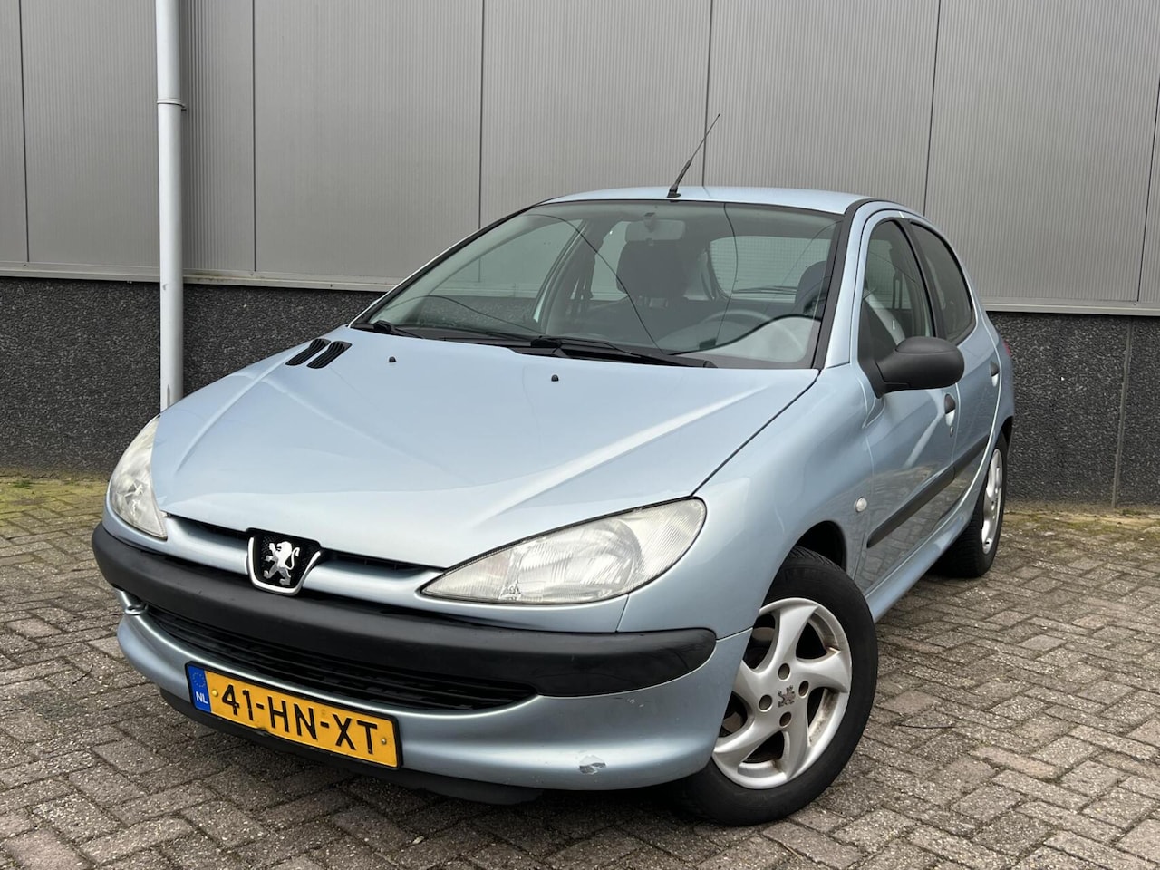 Peugeot 206 - 1.4 Gentry 5drs Nwe APK Bleutooth NL Auto NAP - AutoWereld.nl