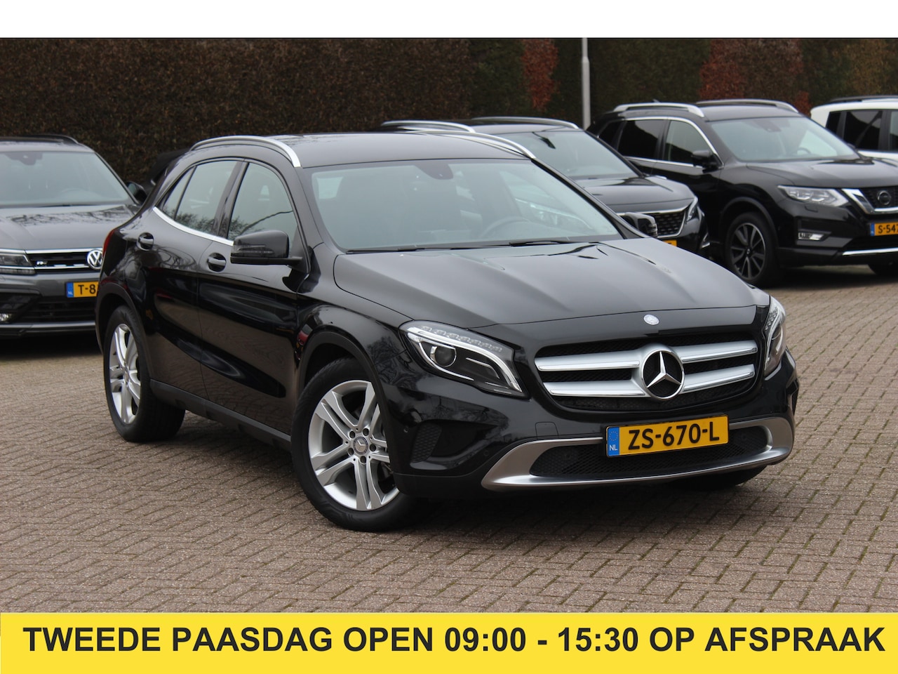 Mercedes-Benz GLA-Klasse - 200 Prestige / Trekhaak / Navigatie / Parkeerhulp V+A / 18'' / Half leder / Elektr. bestuu - AutoWereld.nl