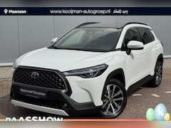Toyota Corolla Cross - 1.8 Hybrid Executive Edition Panoramadak, Dodehoekdetectie, Parkeersensoren voor + achter,