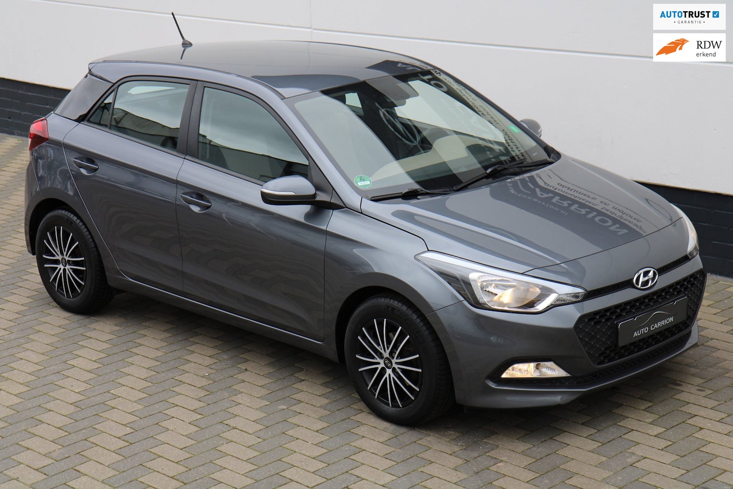 Hyundai i20 - 1.2 84PK Airco stoel/Stuurverwarming Cruise !! - AutoWereld.nl