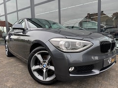 BMW 1-serie - 118i Business Xenon | Navi