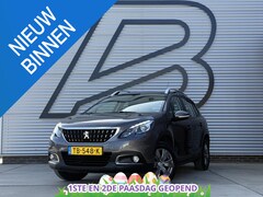 Peugeot 2008 - 1.2 PureTech Blue Lion Navi|Trekhaak|D-riem v.v. in 2023|Carplay|Cruise|PDC|N.A.P|APK tot