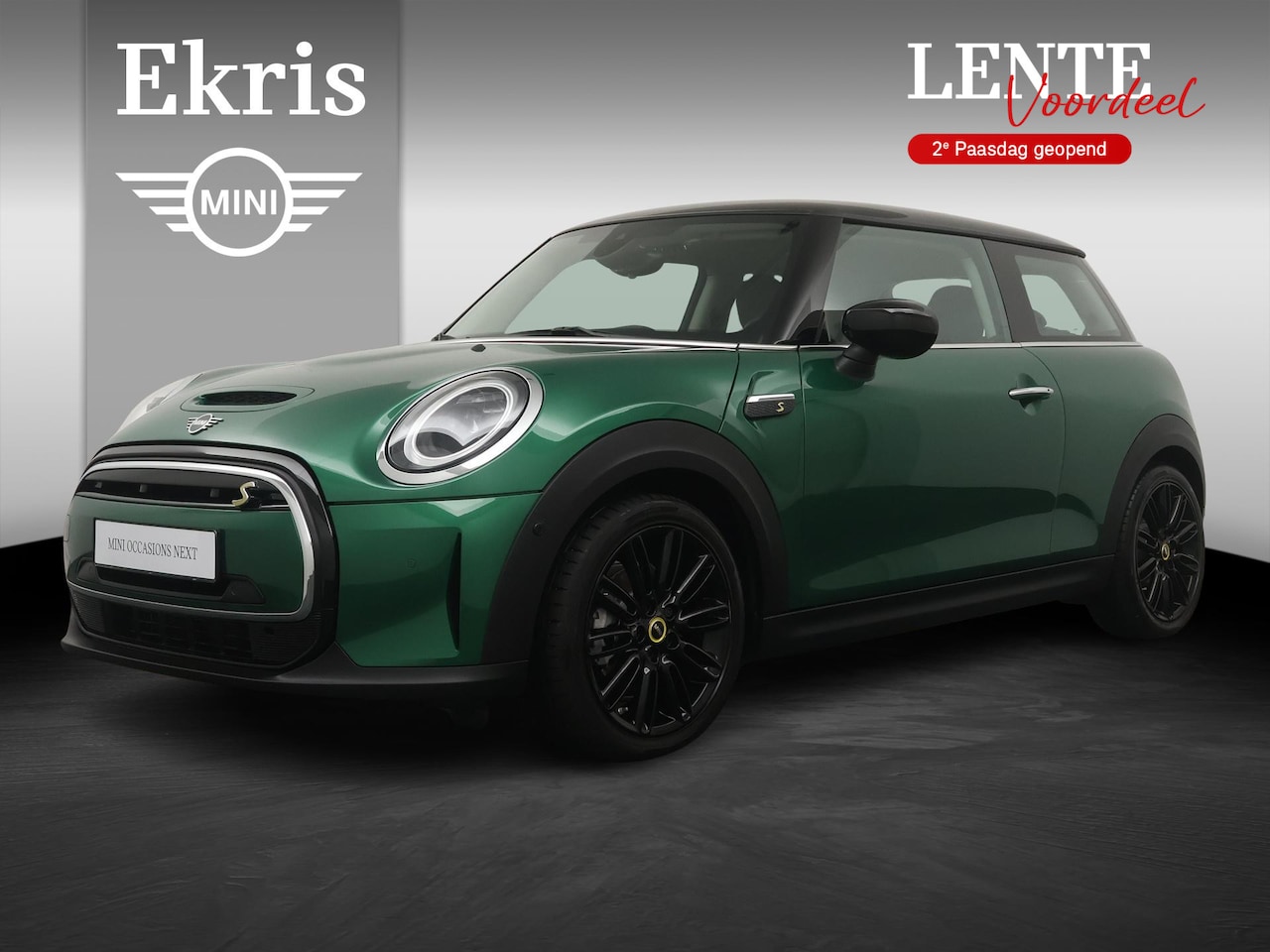 MINI Mini-Electric - 3-deurs Classic 33 kWh | Stuur- en stoelverwarming | Camera | Parkeersensoren | Active Cru - AutoWereld.nl