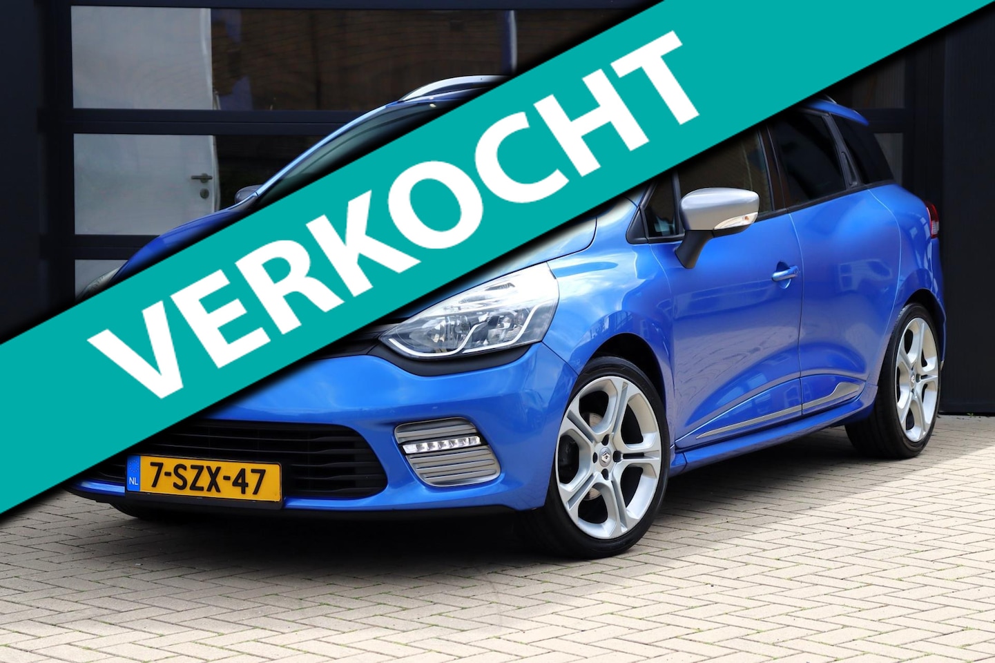 Renault Clio Estate - 1.2 GT 120 PK Automaat | R-Link Navigatie | Keyless | 100% Onderhouden | NAP - AutoWereld.nl