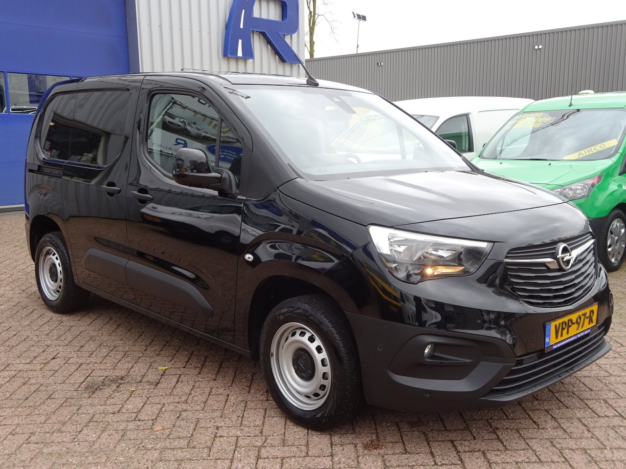 Opel Combo - 1.5D L1H1 EU6 3 Zitplaatsen ECC CRUISE CONTROL NAVIGATIE SCHUIFDEUR - AutoWereld.nl