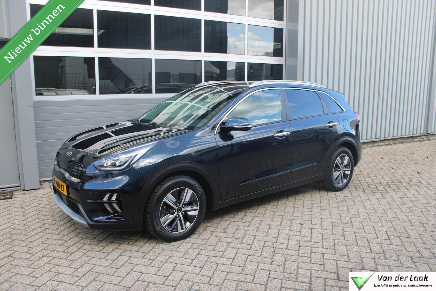 Kia Niro - 1.6 GDi Hybrid DynamicPlusLine | Trekhaak | Leder | Stoel en stuurverwarming. - AutoWereld.nl