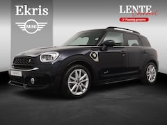 MINI Countryman - Cooper SE ALL4 John Cooper Works | Achteruitrijcamera | Panoramadak | Stuurwielverwarming