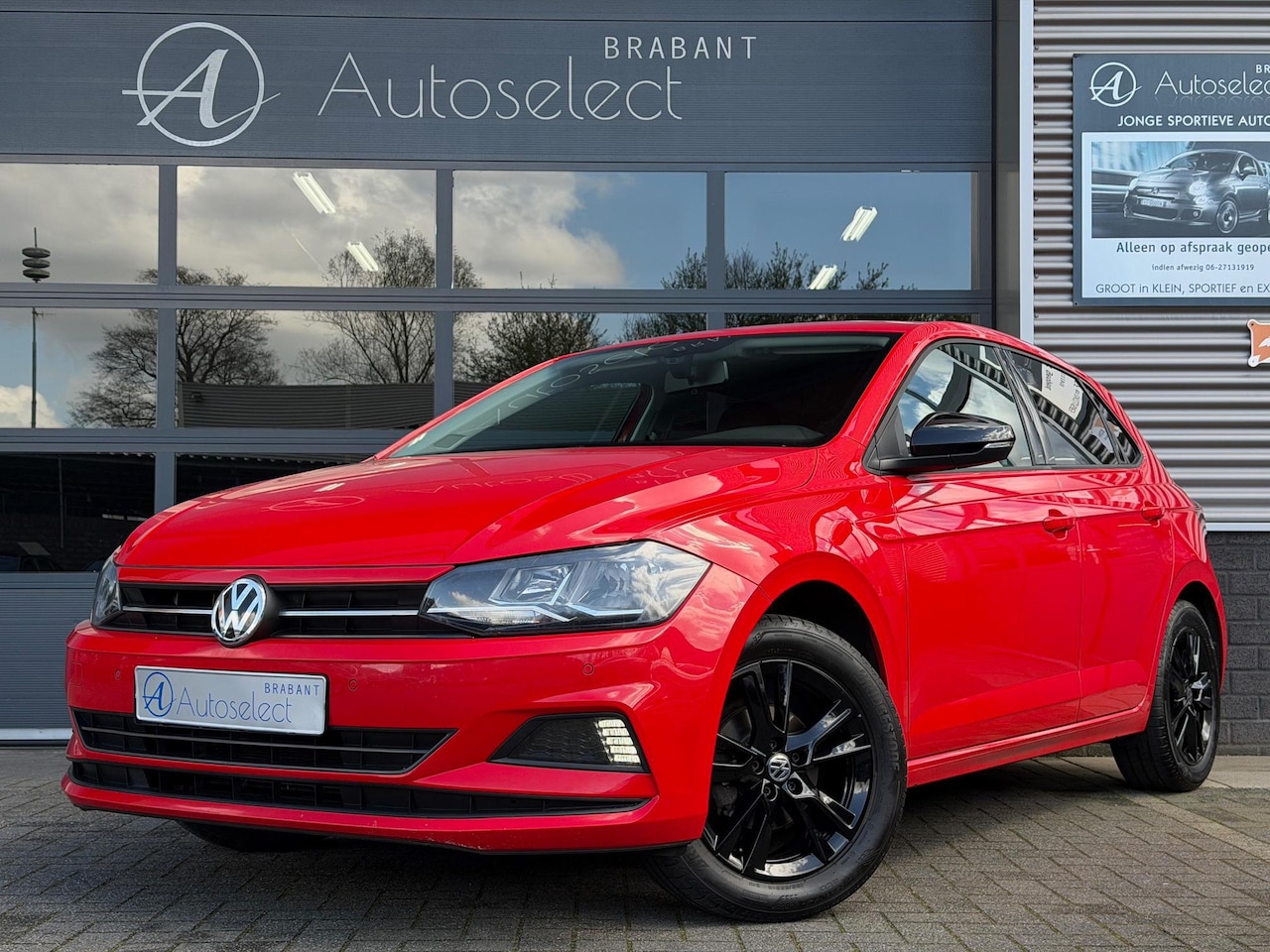 Volkswagen Polo - 1.0 Tsi Beats Clima Pdc Multi Media Cruise - AutoWereld.nl