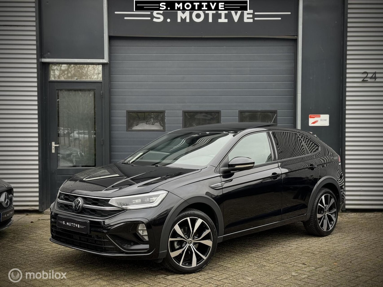 Volkswagen Taigo - 1.0 TSI R-Line|Pano|Camera|Keyless|IQ Light - AutoWereld.nl