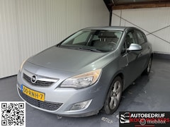 Opel Astra - 1.6 Turbo GT