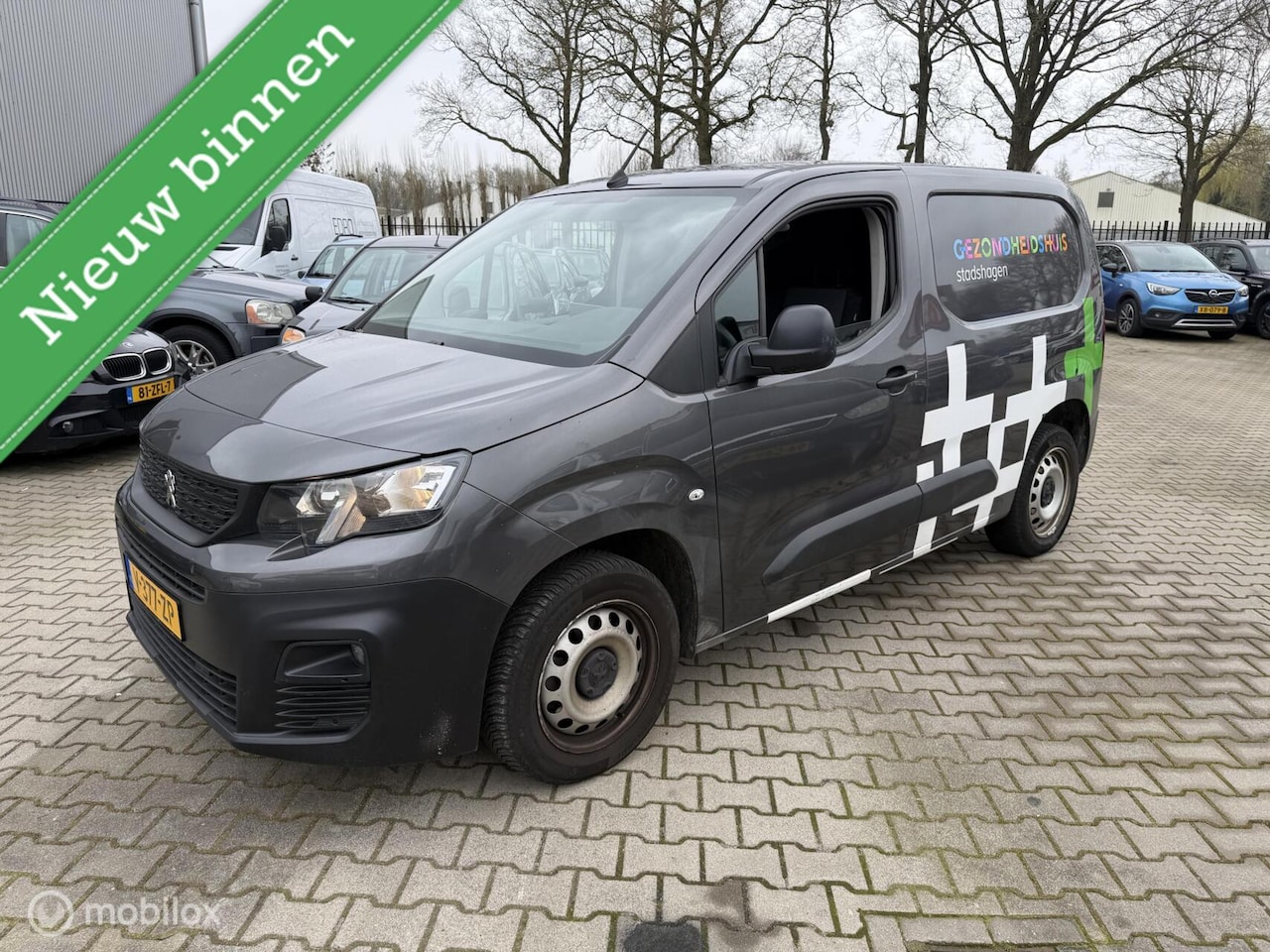 Peugeot Partner - bestel 1.6 BlueHDI Asphalt camera - AutoWereld.nl