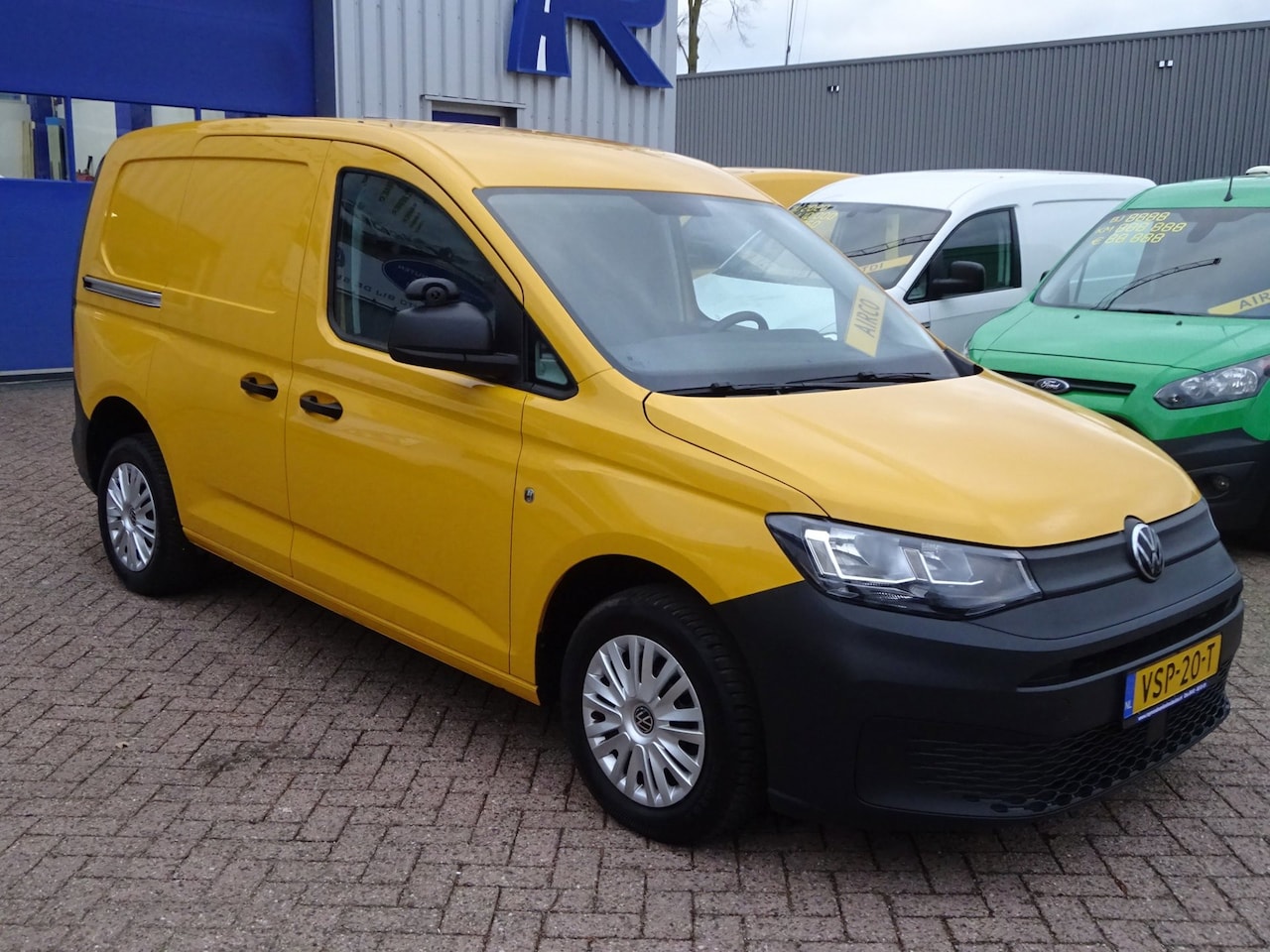 Volkswagen Caddy Cargo - 2.0 TDI Comfort AIRCO CRUISE CONTROL PDC TREKHAAK - AutoWereld.nl