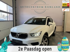 Volvo XC40 - Paas Actie € 26.999, - T2 Momentum Core Automaat, Carplay, Camera