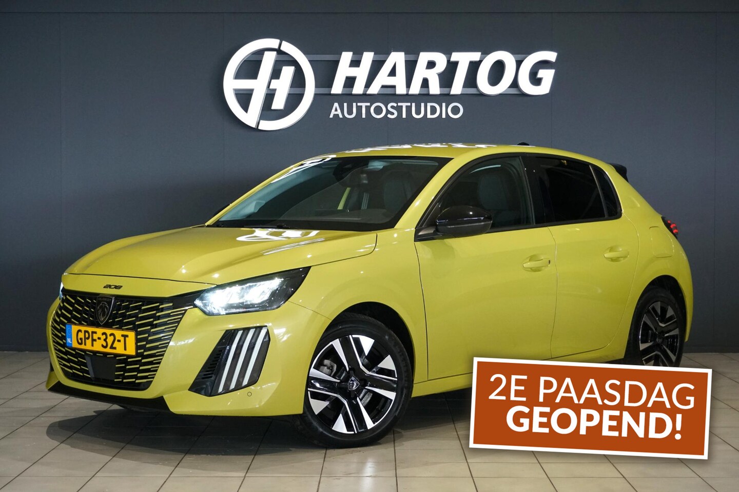 Peugeot 208 - Hybrid 100 e-DCS6 Allure + ADAPTIEVE CRUISE / CAMERA / KEYLESS / CARPLAY - AutoWereld.nl