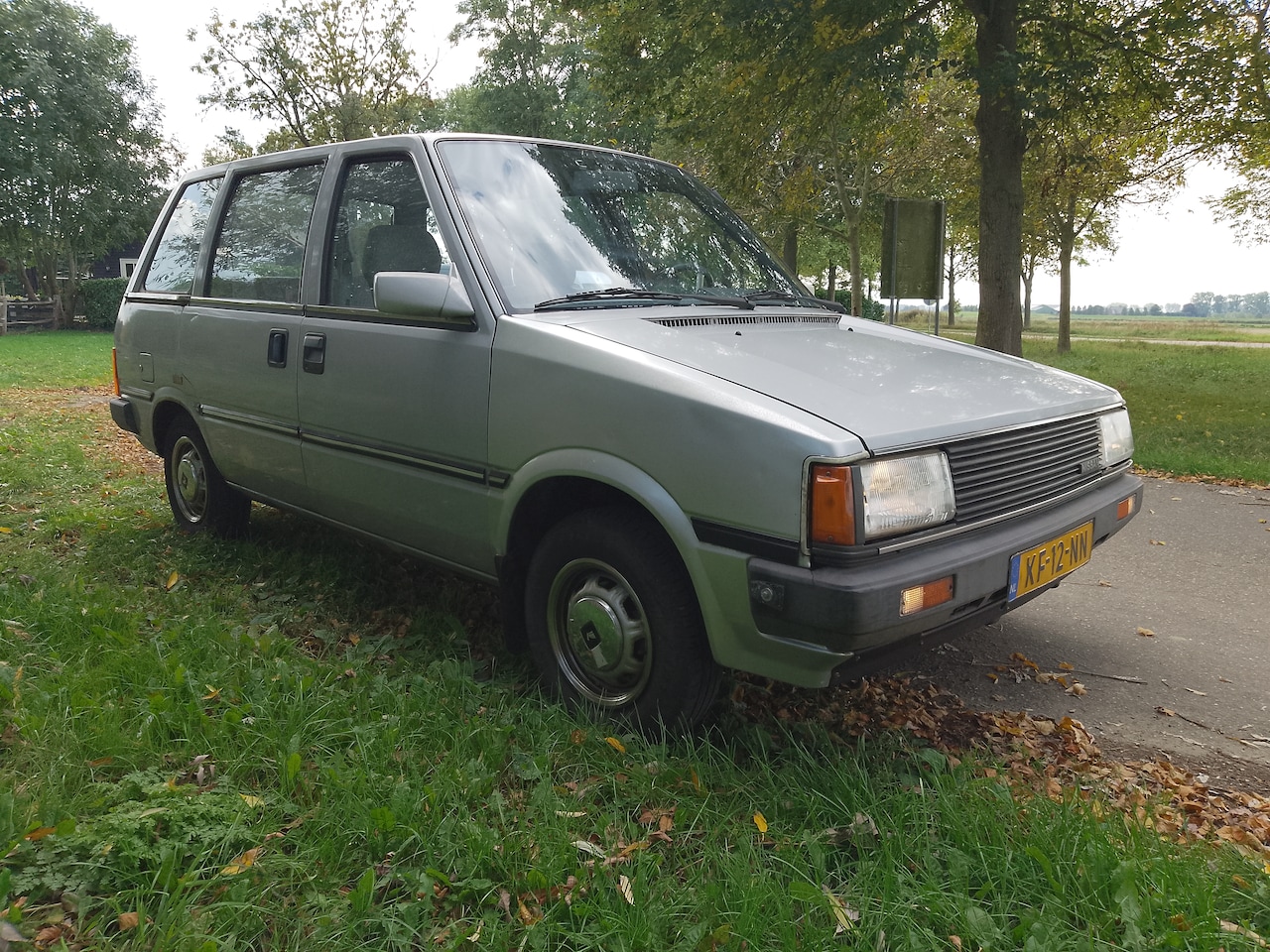 NISSAN PRAIRIE