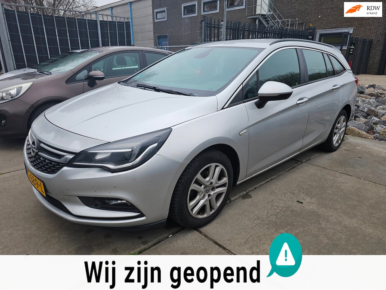 Opel Astra Sports Tourer - 1.6 CDTI Business+ - DISTRIBUTIE DEFECT - - AutoWereld.nl