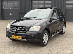 Mercedes-Benz M-klasse - 350 Benzine