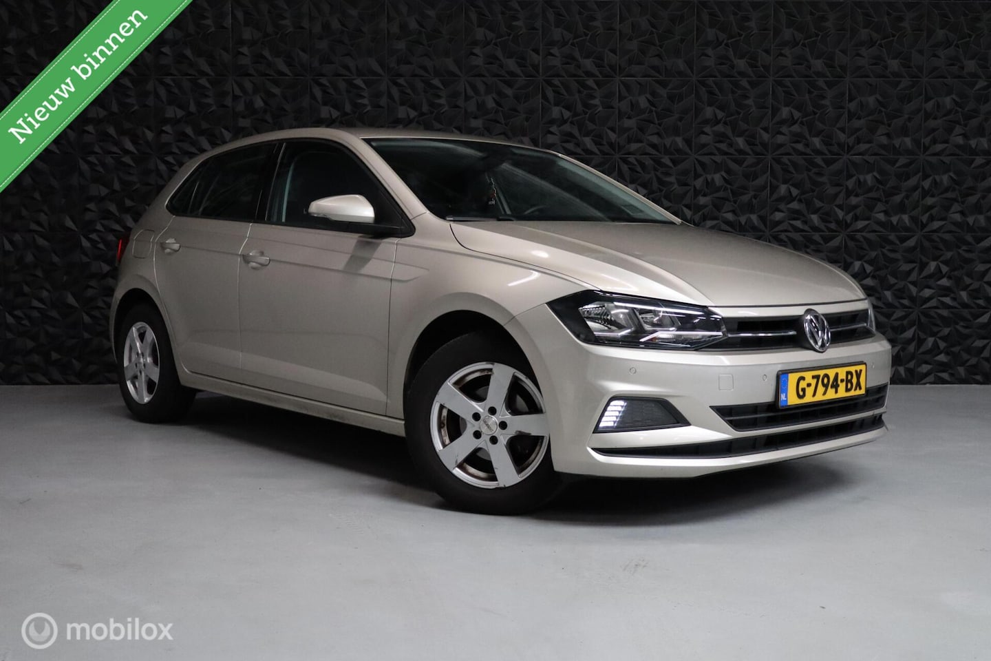Volkswagen Polo - 1.0 MPI Comfortline Business | Parkeersensor - AutoWereld.nl