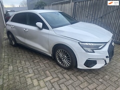 Audi A3 Sportback - A3 1.5 tfsi sline matrix led navi automaat
