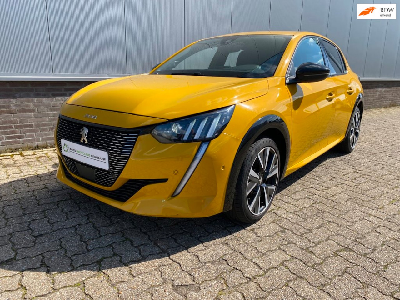 Peugeot 208 - 1.5 BlueHDi GT-Line Camera Led Apple Car Play - AutoWereld.nl