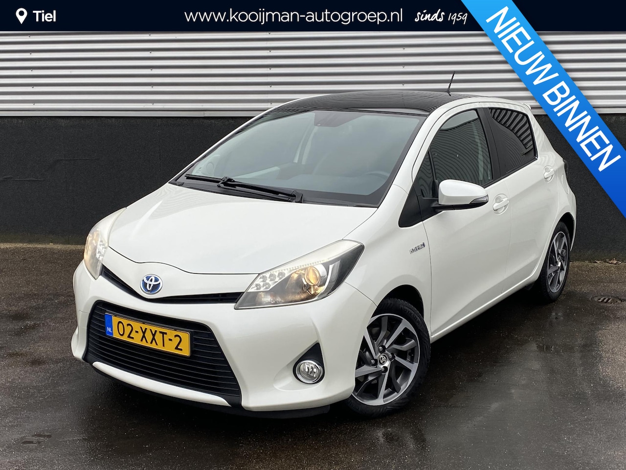 Toyota Yaris - 1.5 Full Hybrid Dynamic VOLLEDIG DEALERONDERHOUDEN! PANORAMADAK, Navigatie, stoelverwarmin - AutoWereld.nl