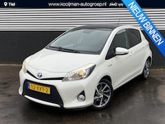 Toyota Yaris - 1.5 Full Hybrid Dynamic VOLLEDIG DEALERONDERHOUDEN PANORAMADAK, Navigatie, stoelverwarming