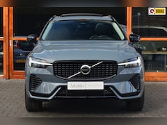 Volvo XC60 - T6 Hybride AWD Plus Dark LONG RANGE | Panoramadak | Stoel + Stuur Verwarmd | Camera | Appl