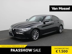 Alfa Romeo Giulia - 2.0T Sprint | Automaat | Navigatie | Apple Carplay / Android Auto | Achteruitrijcamera | H