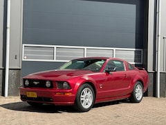 Ford Mustang - USA 4.6 V8 GT 2007 Autom|Leder|Clima|Cc