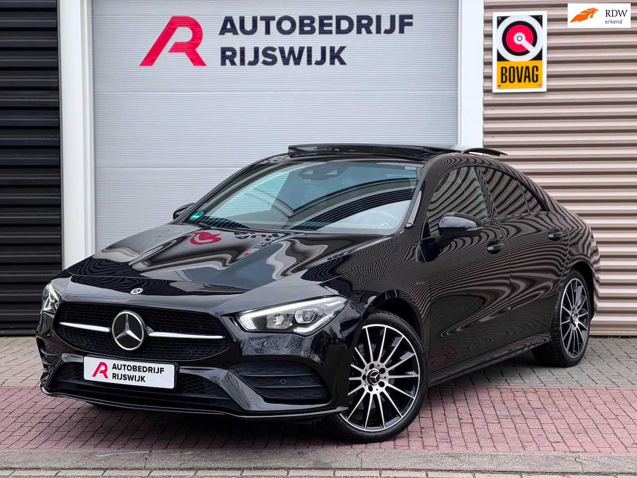 Mercedes-Benz CLA-Klasse - 250 e AMG Pano/Sfeer/MBUX - AutoWereld.nl