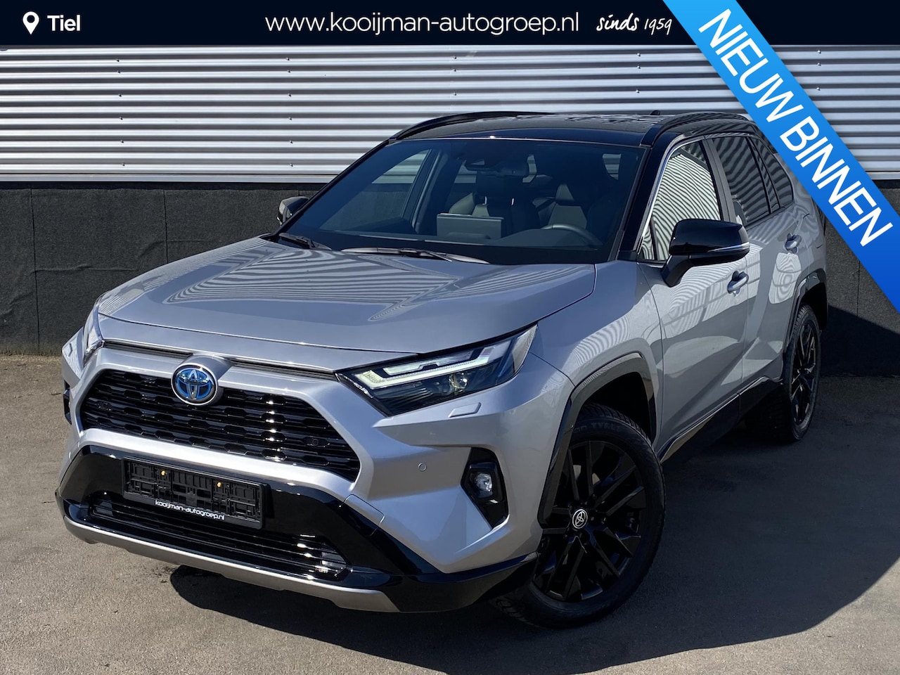 Toyota RAV4 - 2.5 Hybrid AWD Bi-tone edition Stoelverwarming, navigatie Apple CarPlay/Android Auto, elek - AutoWereld.nl