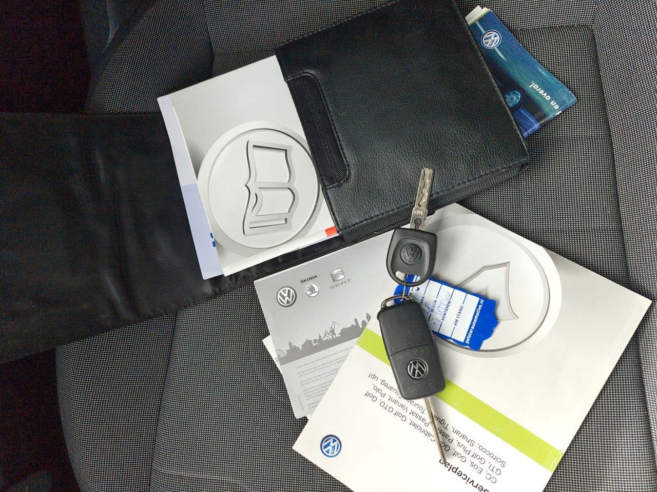 Volkswagen Up! - 1.0 move up! BlueMotion NAVIGATIE - AIRCO - 4 DEURS - AutoWereld.nl