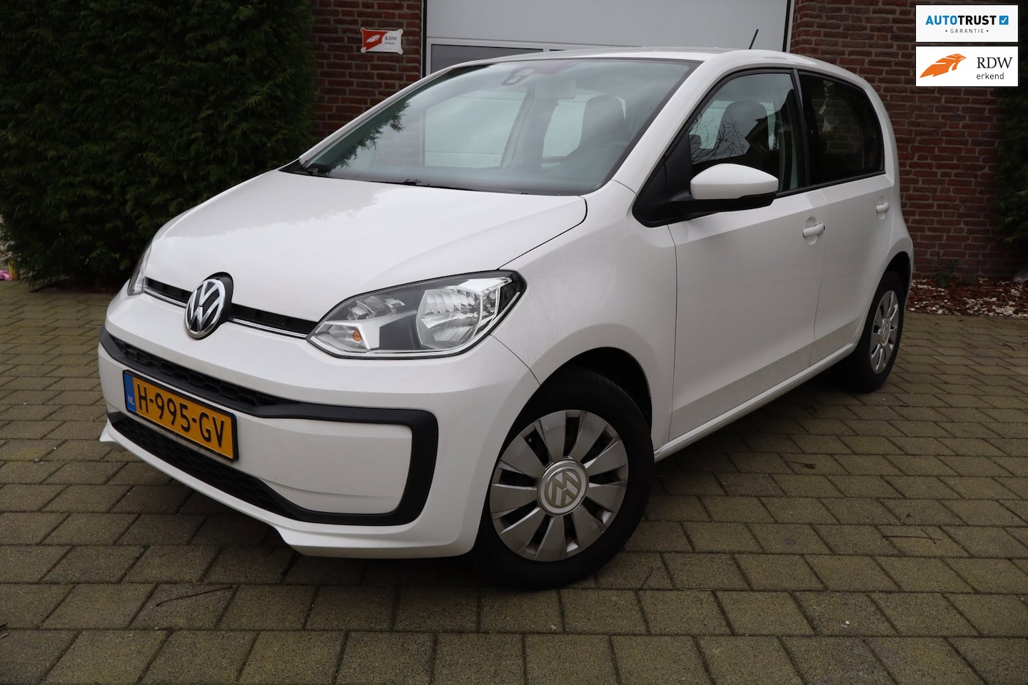 Volkswagen Up! - 1.0 BMT move up! - PRIJS INCL. BEURT - APK 01/2028 - 5 DEURS - AIRCO - ELEKTRISCH RAMEN - - AutoWereld.nl
