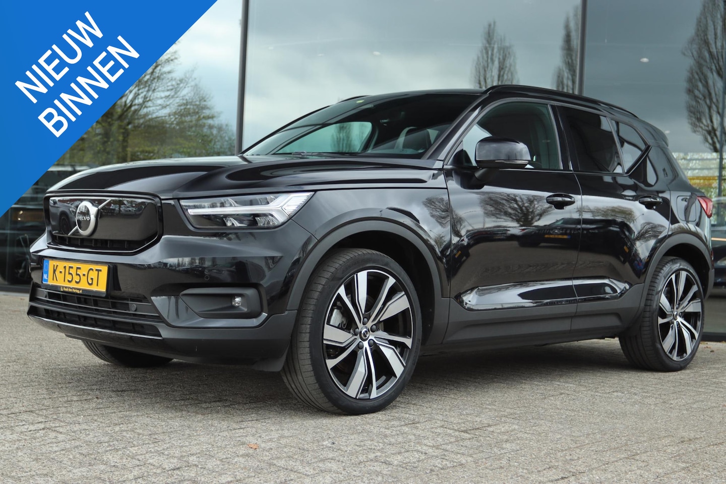 Volvo XC40 - RECHARGE P8 AWD R-DESIGN 408PK | SOH 92% | CARPLAY | LED | ACC | CAMERA | BLIS | KEY-LESS - AutoWereld.nl