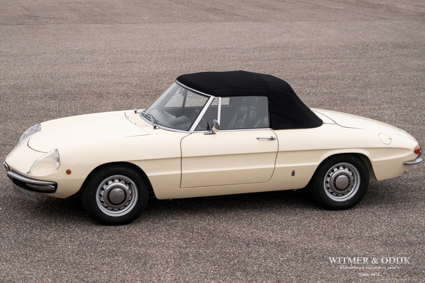 Alfa Romeo Spider - 1300 Junior Duetto - AutoWereld.nl