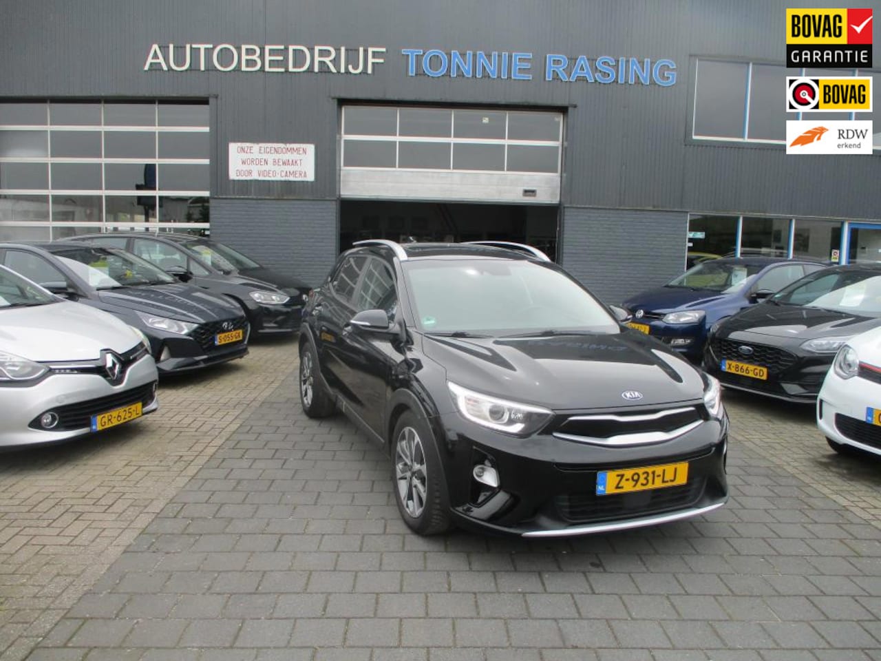 Kia Stonic - 1.0 T-GDi Automaat,stuur en stoelverwarming, ExecutiveLine,Platinum - AutoWereld.nl