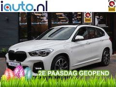 BMW X1 - xDrive25e 220pk M-Sport Shadow Line Pano/LED/Keyless/Navi+/Sfeer/Leder Dakota/DAB/19"