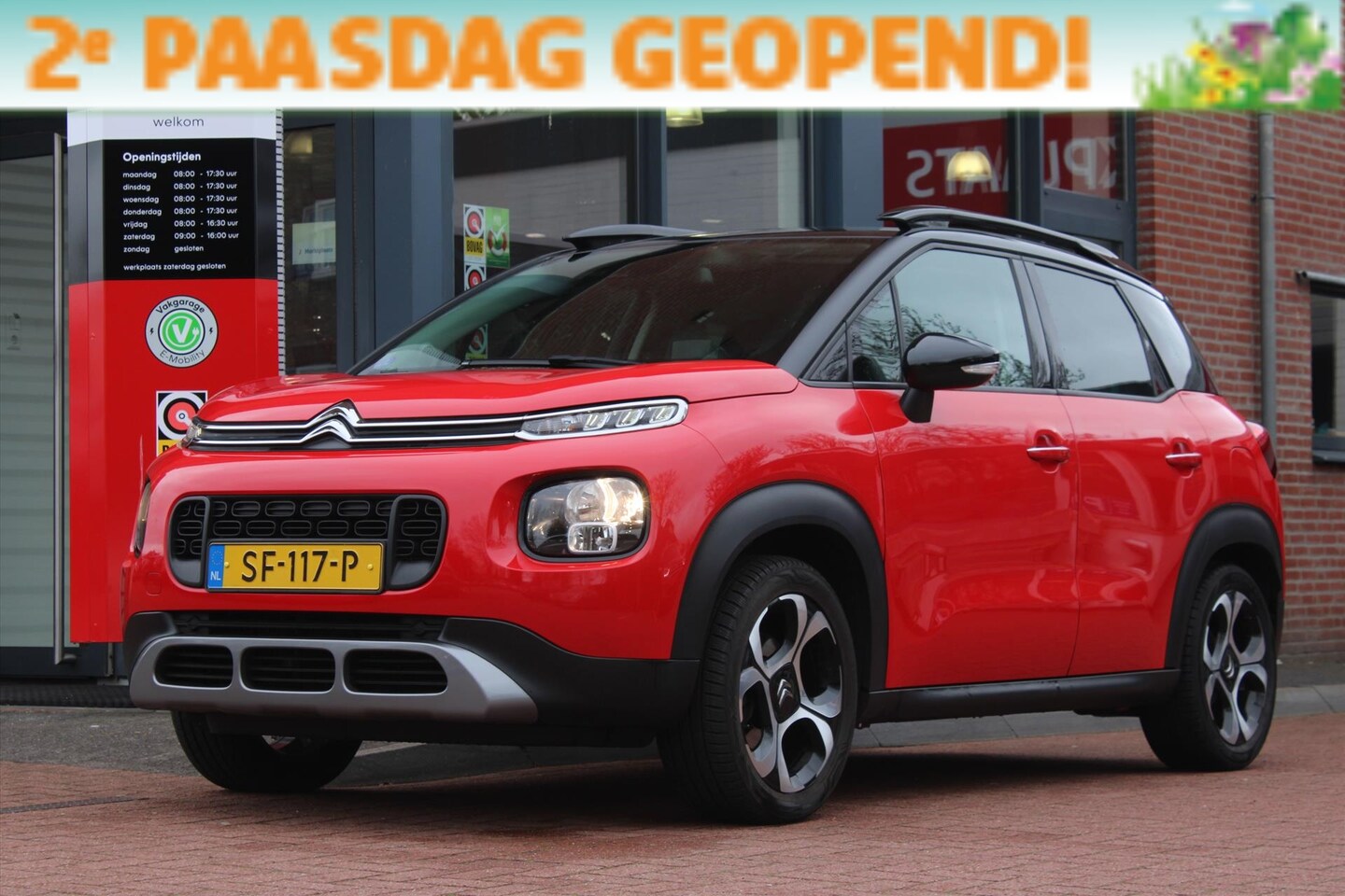 Citroën C3 Aircross - 1.2 PureTech Aut. *Shine* | Trekhaak | Carplay | Cruise & Climate Control | PDC | Privacy - AutoWereld.nl