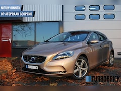 Volvo V40 - 1.6 T2 Momentum |Pano|Trekhaak|Clima|Cruise|Standkachel|LMV
