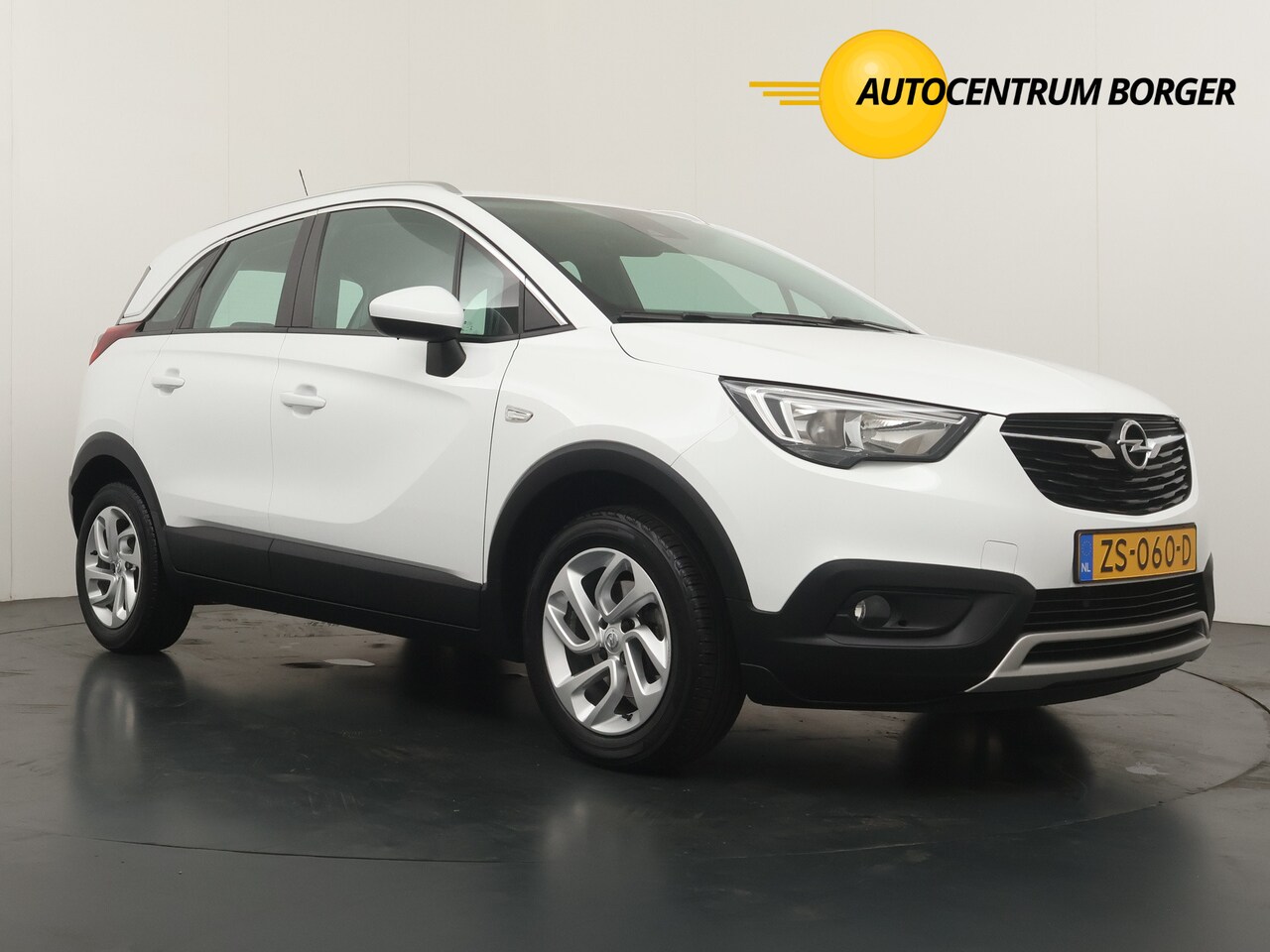Opel Crossland X - 1.2 Turbo Innovation Navigatie / Cruise / DakRail Chroom Parkeersensoren - AutoWereld.nl